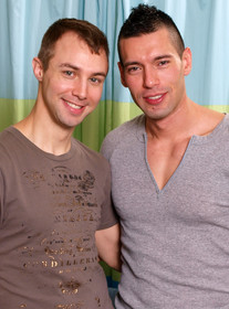Alexander Garrett and Devon Hunter Porn Videos